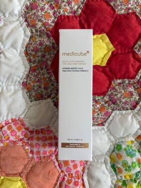 Medicube Kojic Acid Turmeric Vita Jelly Mist Serum — White